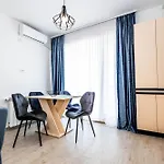 Casa Del Mar Apartment *